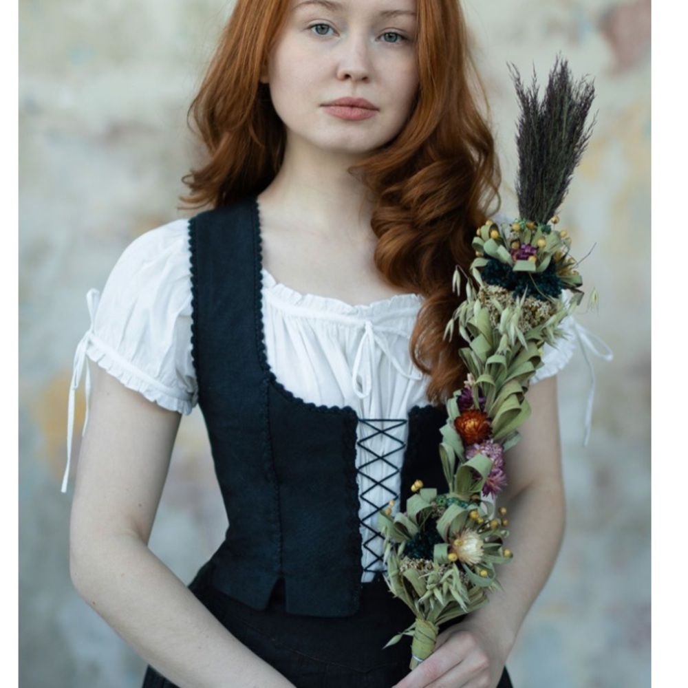 ISO not for sale voriagh black folk corset xs